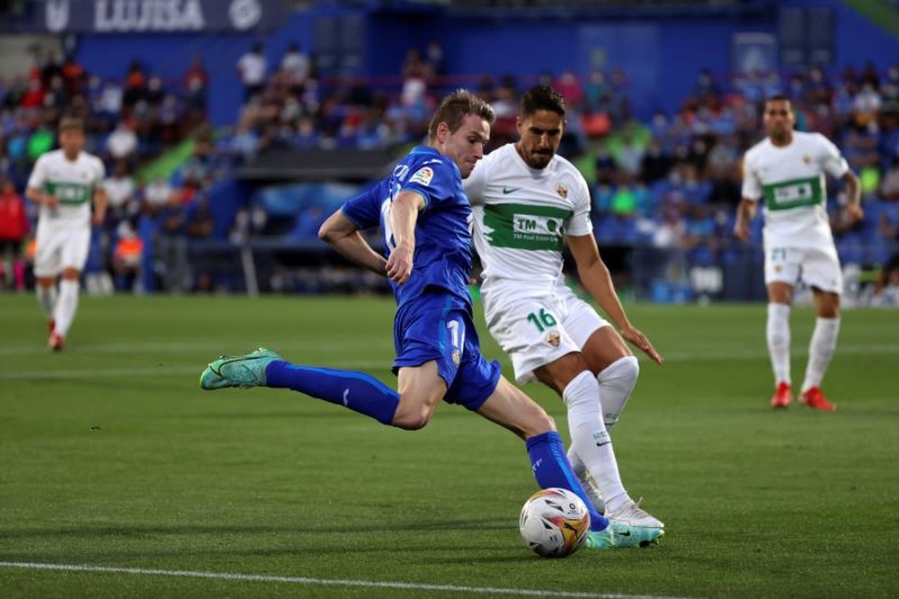El Elche ganó 0-1 en el Coliseum. EFE
