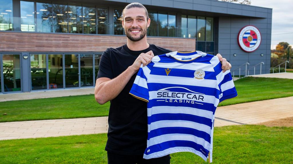 Andy Carroll signs for two months with Reading