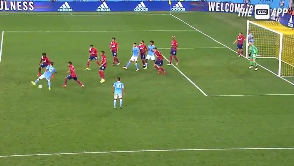 Un taconazo 'a lo Guti' para sentar a toda la defensa e igualar el marcador. Twitter/MLS