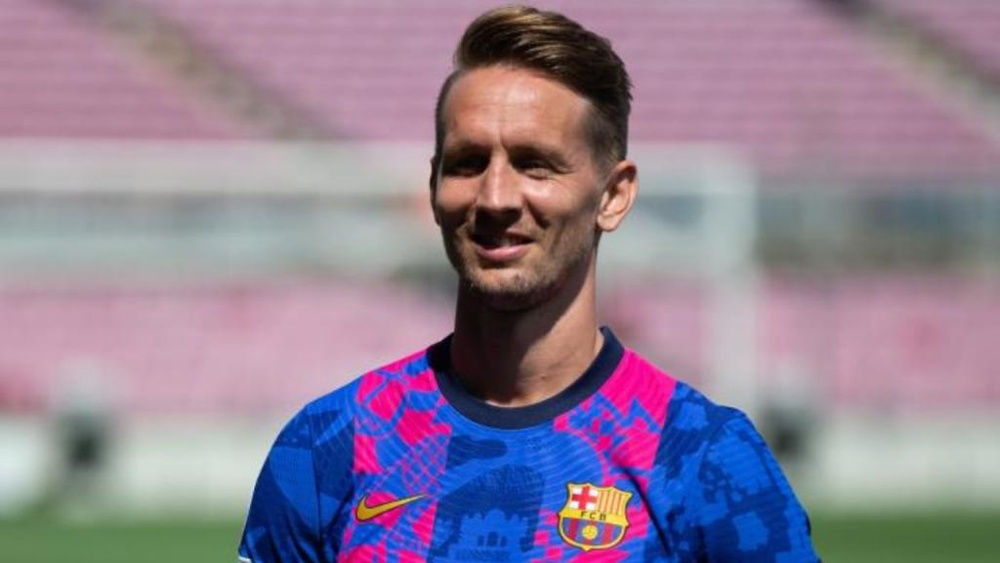 Koeman prefere De Jong e deixa Coutinho para segundo plano.EFE