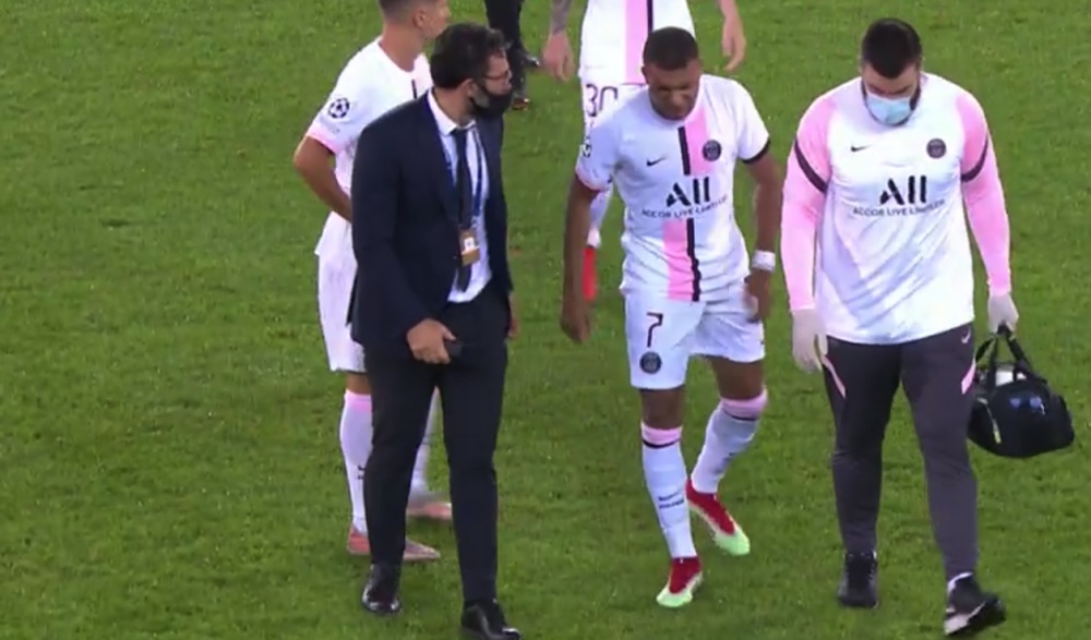 Kylian Mbappé sort sur blessure contre Bruges. Capture/MovistarLigadeCampeones