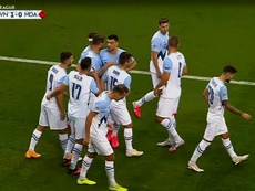 Barcelona Look To Portugal For A New Goalkeeper Besoccer