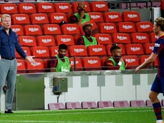 Trouble For Barca Frenkie De Jong Injured Besoccer