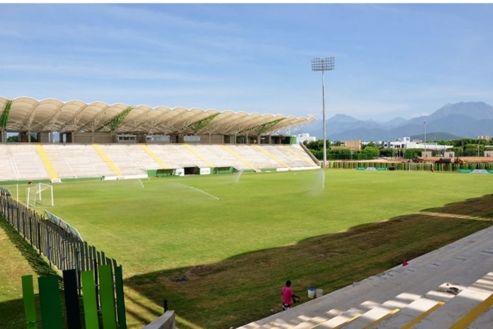 Estadio Armando Maestre Pavajeau