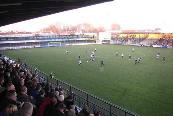 Het Pierre Cornelisstadion