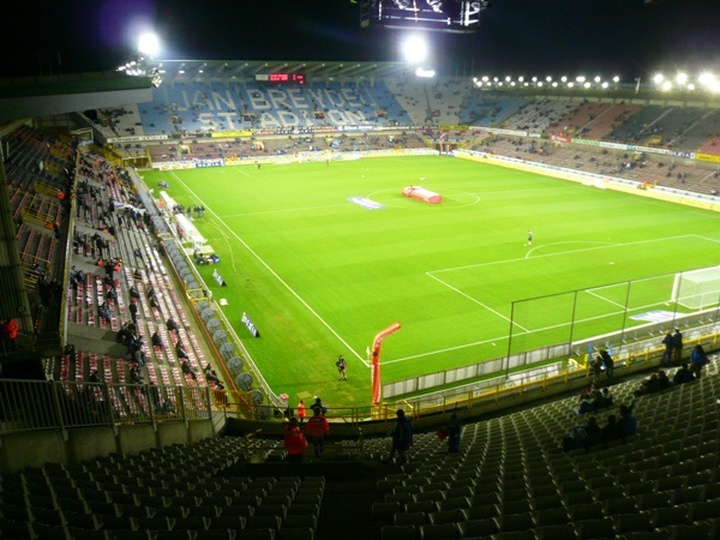 Estadio Jan Breydelstation