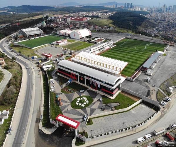 Spoi̇nt İnşaat Ümrani̇yespor Stadyumu