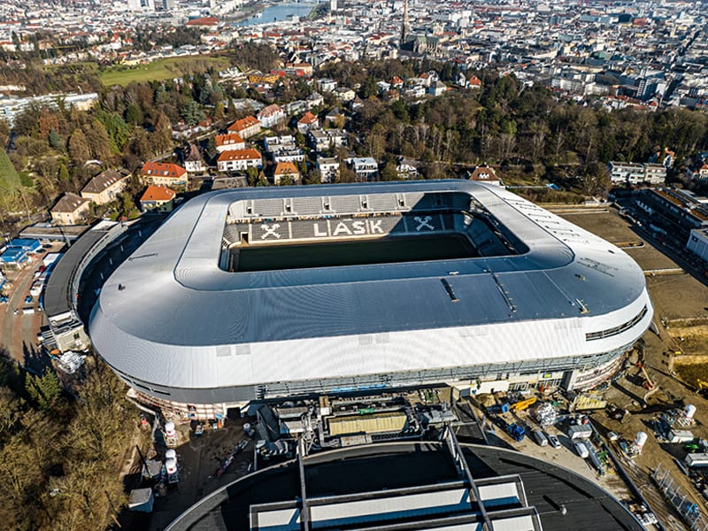 Estadio Raiffeisen Arena