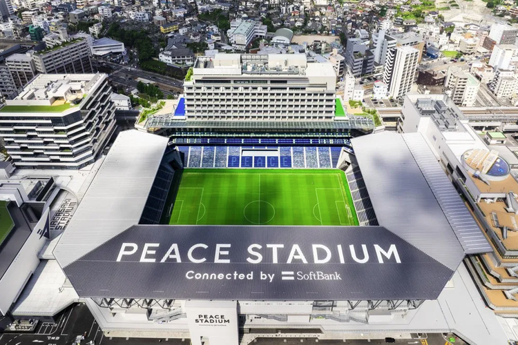 Peace Stadium Connected by SoftBank