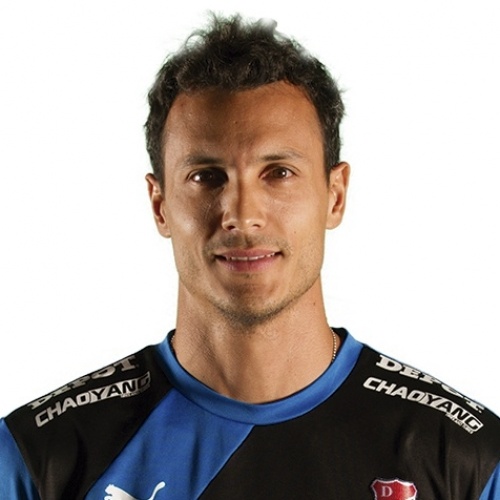 D. González