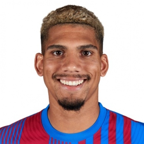 R. Araujo