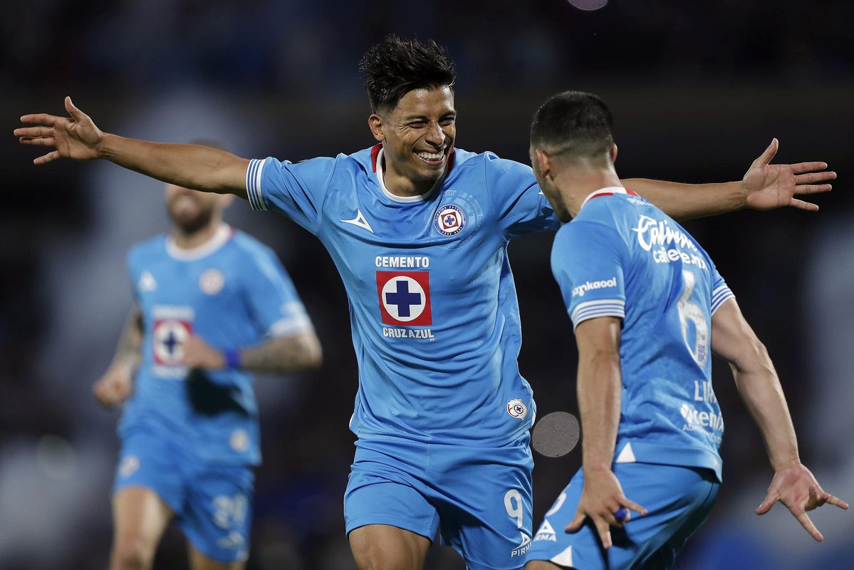Sepúlveda pone a Cruz Azul en la final de la Concachampions
