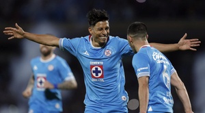 Sepúlveda pone a Cruz Azul en la final de la Concachampions