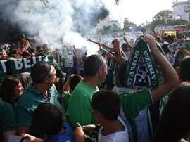 LaLiga piensa en cómo abrir los estadios. BeSoccer