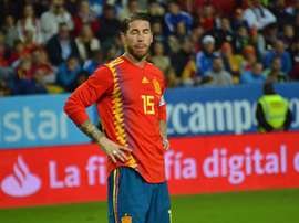 Sergio Ramos foi vaiado na Inglaterra. BeSoccer