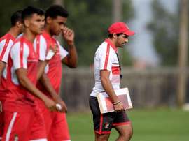 O técnico dos minhotos deposita a sua confiança, praticamente, nos mesmos 20 jogadores. Twitter/SCB