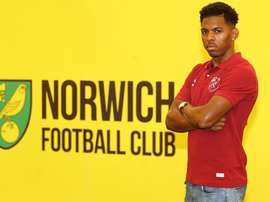 El Norwich City se hace con los servicios de Abrahams. NorwichCityFC