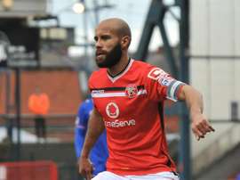 Chambers seguirá siendo capitán del Walsall. Walsall FC
