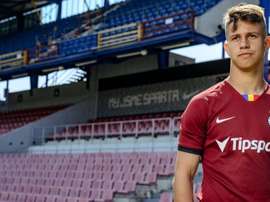 Naples surveille de près une jeune perle tchèque. Sparta