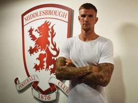El central llega procedente del Bristol City. Twitter/Boro