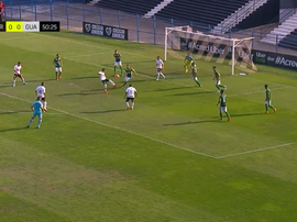 Adson, do Corinthians Sub-20, marca golaço contra o Guarani. Twitter @Corinthians