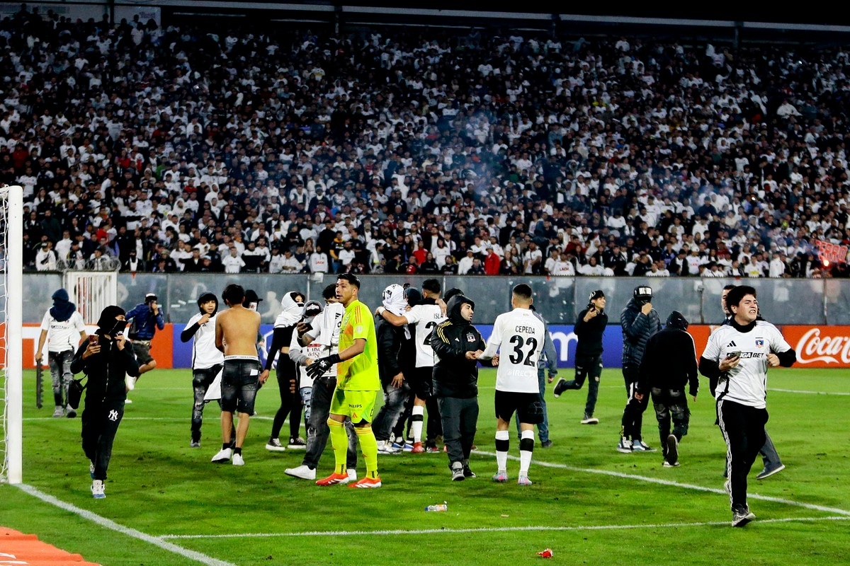 La CONMEBOL da la victoria a Fortaleza y sanciona a Colo-Colo tras los incidentes en la Libertadores