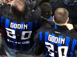 Les supporteurs de l'Inter se sont rappelés du but de Godín et de la Juventus. Twitter/aaguila_espn