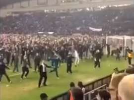 La afición del equipo de la League One saltó al campo tras la eliminación del City. Youtube
