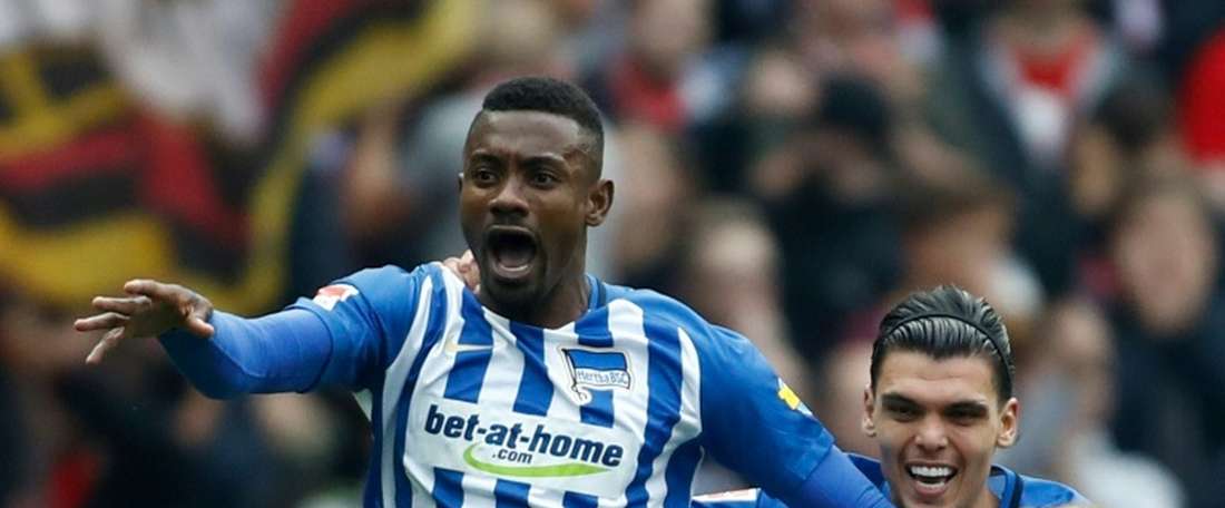 Bundesliga Round Up Super Sub Kalou Piles Misery On Hamburg Besoccer