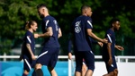 A Giroud por fin le cae una bronca por lo que dijo de Mbappé
