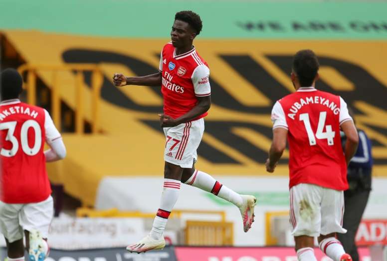 Saka S First Premier League Goal Keeps Arsenal In Euro Hunt Besoccer