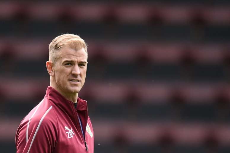 Official Hart Signs For Spurs Besoccer