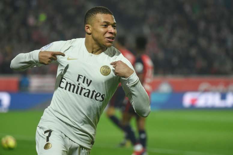 France Football Turns Its Eye To Real Madrid For The Summer Besoccer