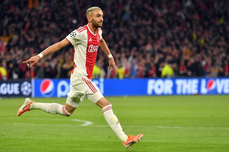 Ziyech Agrees Personal Terms Of Chelsea Move Besoccer