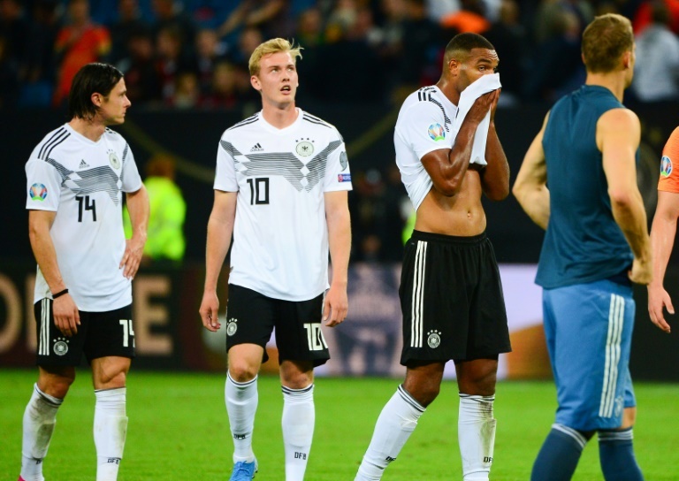 Qualifications Euro 2020 : Matthias Ginter (Allemagne) sort blessé en Irlande du Nord Qualifications Euro 2020 : Matthias Ginter (Allemagne) sort blessé en Irlande du Nord