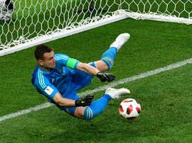 El portero fue uno de los mejores de los rusos en el Mundial. AFP