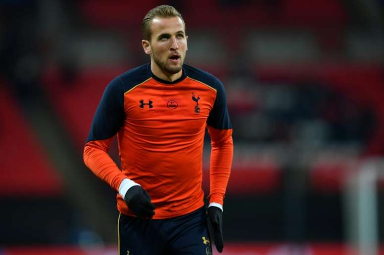 Tottenham Hotspurs English striker Harry Kane warns his team needs to adapt if they are to reignite their Premier League title challenge