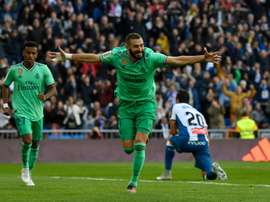 Benzema looks to put Messi in Clasico shade