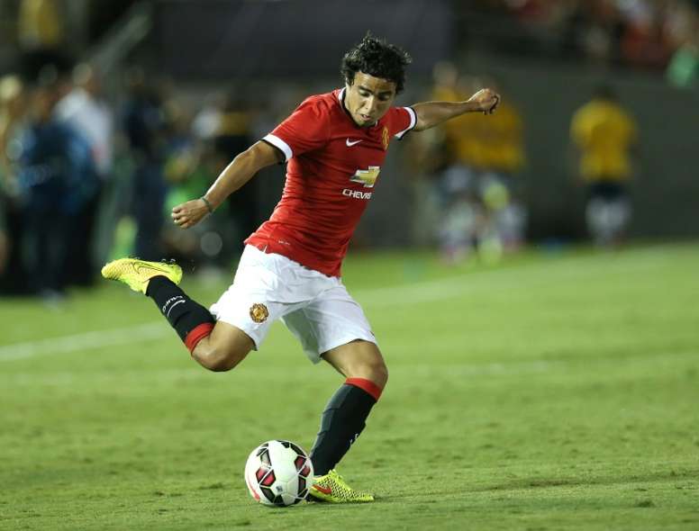 Manchester Uniteds Rafael is joining Lyon after the two clubs reached a deal over the Brazilian right-back, the French side announced