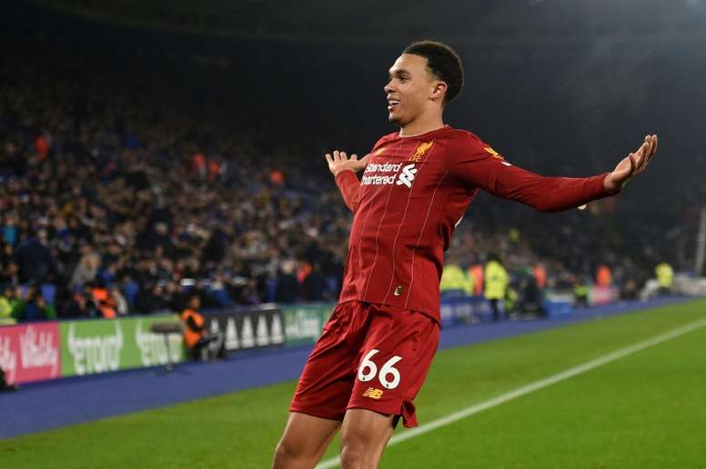 Trent Alexander-Arnold está de dulce. AFP/Archivo
