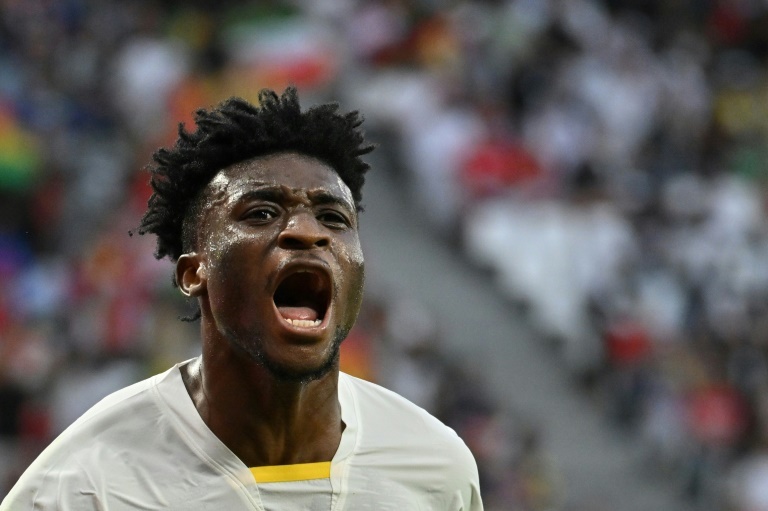 Ghana edge five-goal thriller