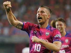 Les mots de Podolski aux supporters de Vissel Kobe. AFP