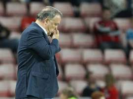 Sunderlands Dutch manager Dick Advocaat gestures during an English League Cup second round football match at the Stadium of Light in Sunderland, England on August 25, 2015