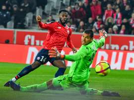 Lille stretch win streak by thrashing Nice