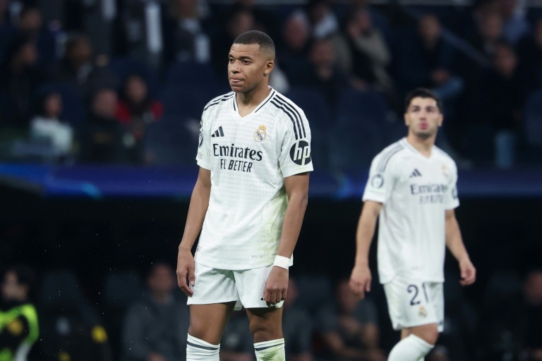 Madrid em meio à crise após saída de Kroos e a chegada de um Mbappé sem brilho