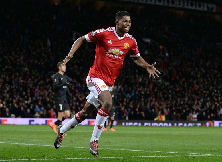 Man Utd S Carrick Hails Debut Star Rashford Besoccer