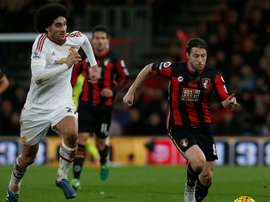Arter (d) tiene varios pretendientes y podría dejar el Vitality Stadium. AFP