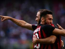 Higuaín, protagonista en casa en la victoria ante el Chievo. AFP