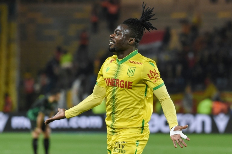 Moses Simon comme premier gros renfort du Paris FC pour son retour en L1