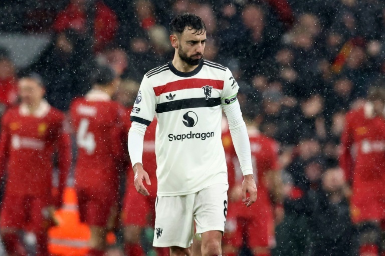 Fernandes exige mais do United após empate com o Liverpool